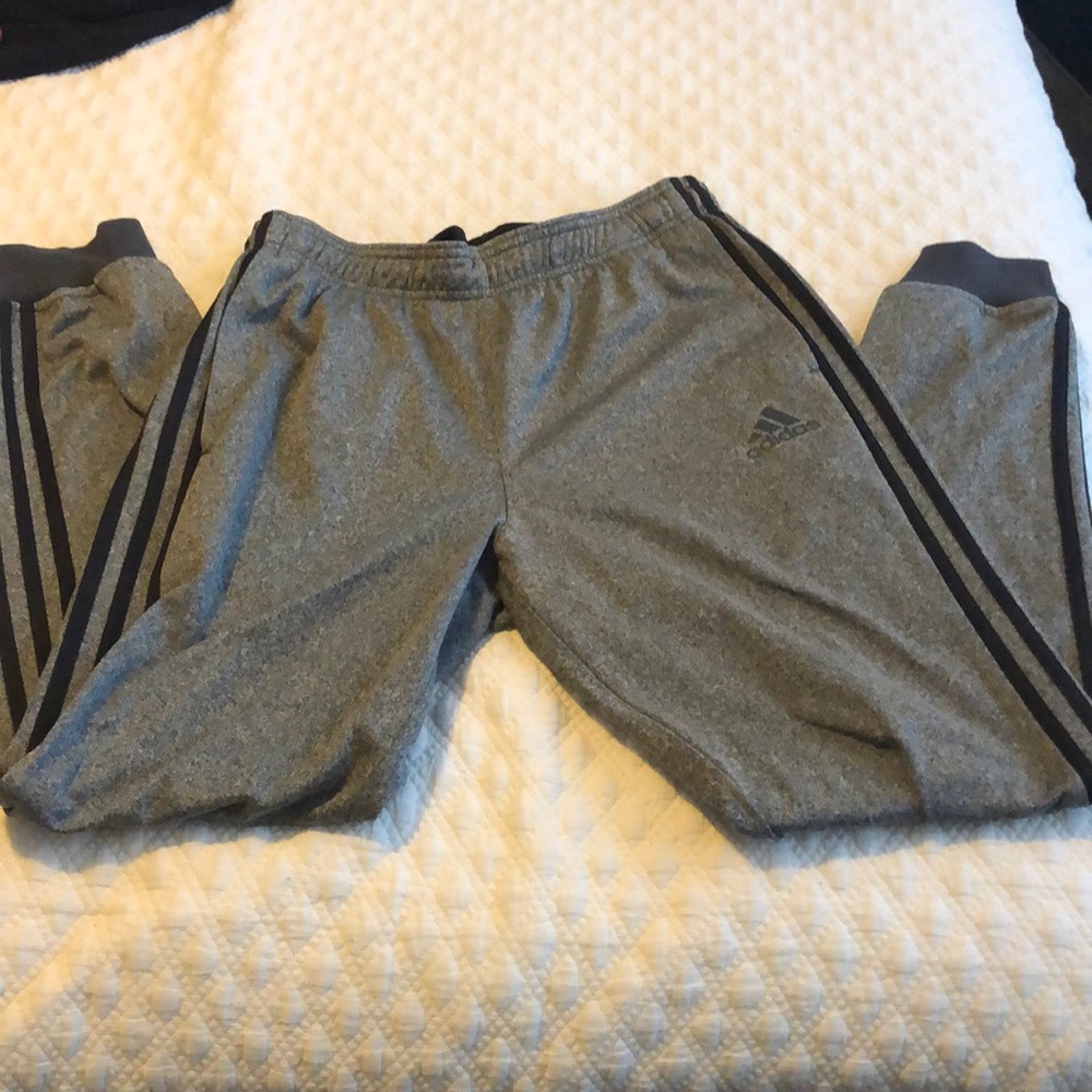 Mens adidas size medium